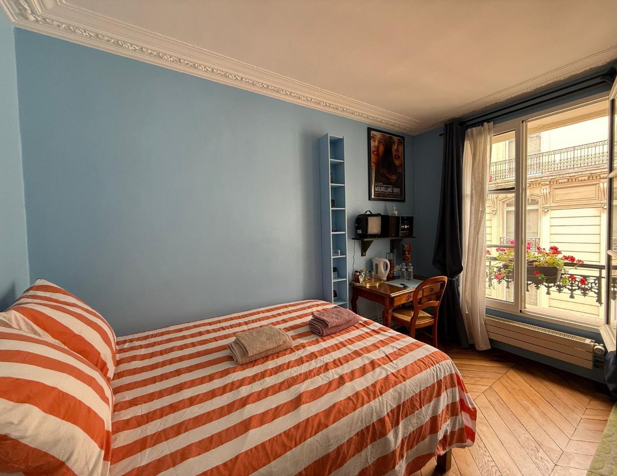 Bergere Opera Trevise - 2 Connecting Rooms With Private Bathroom And 1 Study Room - 35 M2 Париж Екстер'єр фото